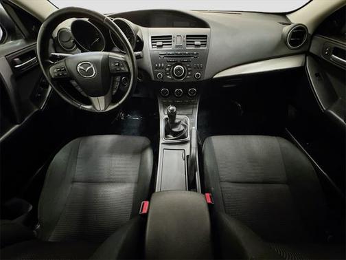 2013 Mazda Mazda3 i Touring