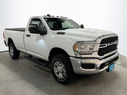 2024 RAM 2500 Tradesman Regular Cab 4x4 8' Box