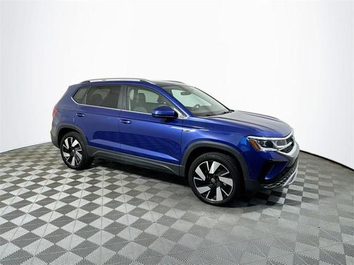 2024 Volkswagen Taos 1.5T SEL