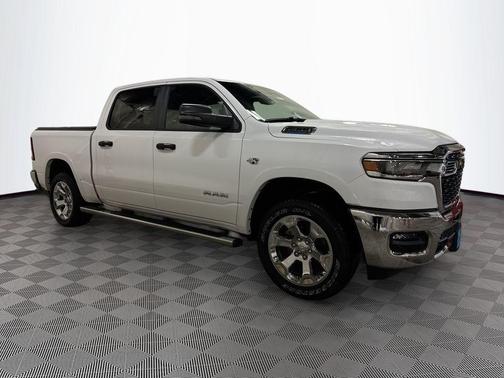 Bright White Clearcoat 2026 RAM 1500 Big Horn/Lone Star