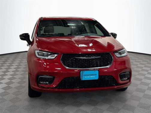 2026 Chrysler Pacifica L