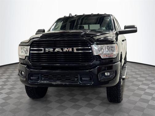 2019 RAM 2500 Big Horn Crew Cab 4x4 6'4' Box
