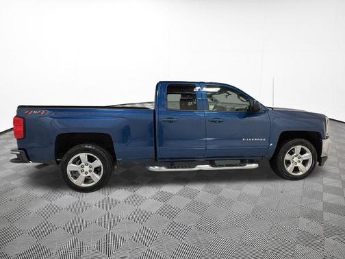 Deep Ocean Blue 2018 Chevrolet Silverado 1500 1LT