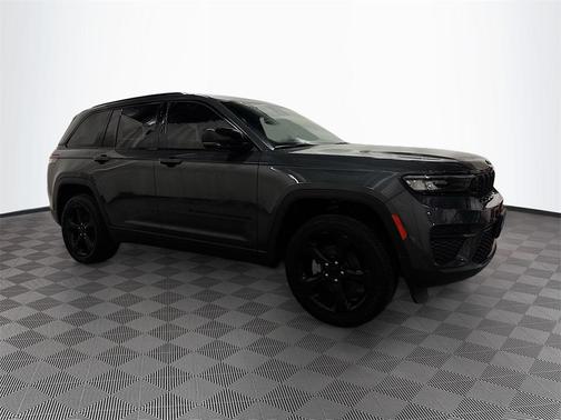 2023 Jeep Grand Cherokee Altitude