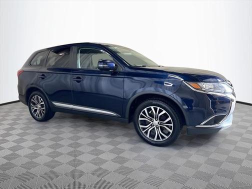 2017 Mitsubishi Outlander SE