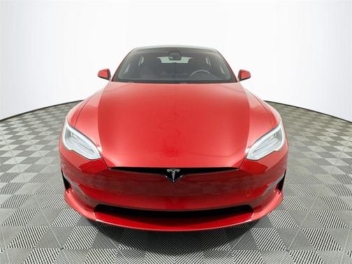2022 Tesla Model S Base