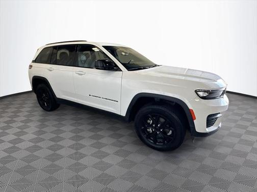 2024 Jeep Grand Cherokee Altitude