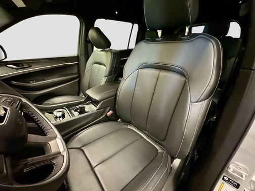 Silver Zynith 2025 Jeep Grand Cherokee L Limited