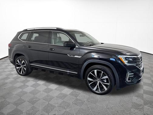 Deep Black 2024 Volkswagen Atlas 2.0T SEL Premium R-Line 4MOTION