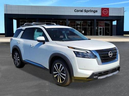 2025 Nissan Pathfinder Platinum