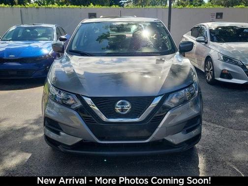 2022 Nissan Rogue Sport S