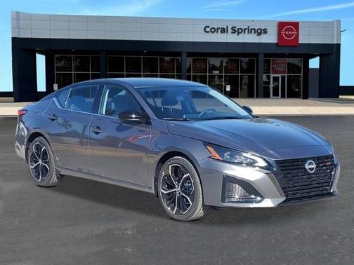 2025 Nissan Altima SR