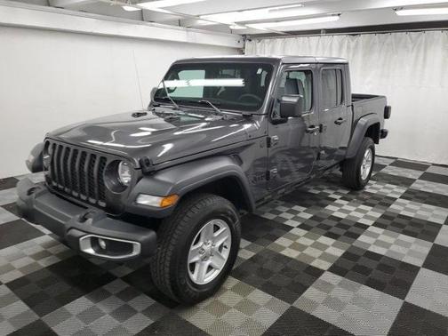2023 Jeep Gladiator Sport