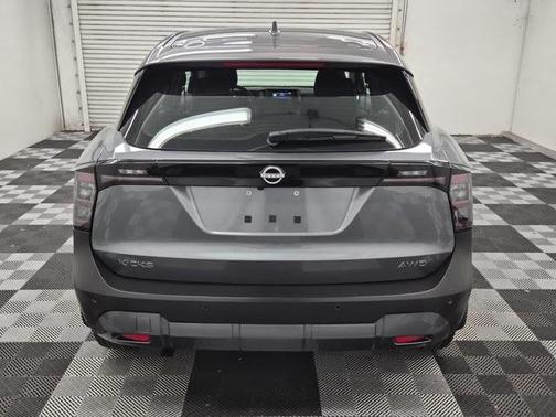 2025 Nissan Kicks S