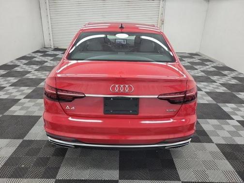 2024 Audi A4 45 S line quattro Premium