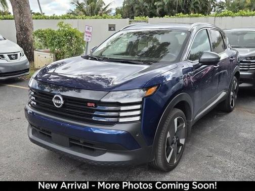 2025 Nissan Kicks SR