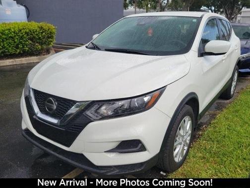 2022 Nissan Rogue Sport S