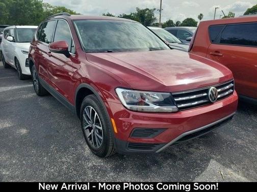 2019 Volkswagen Tiguan 2.0T SE