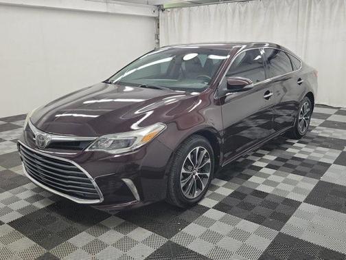2018 Toyota Avalon XLE