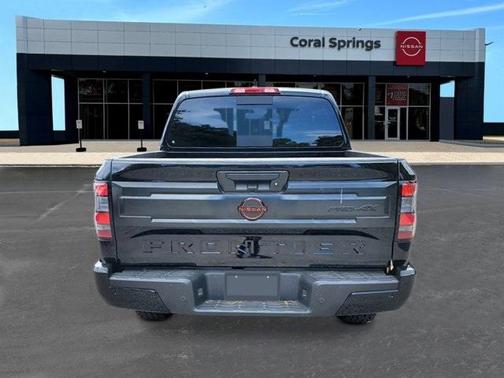 2025 Nissan Frontier PRO-4X