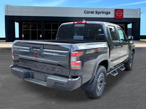 2025 Nissan Frontier PRO-4X