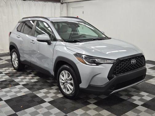 2022 Toyota Corolla Cross LE