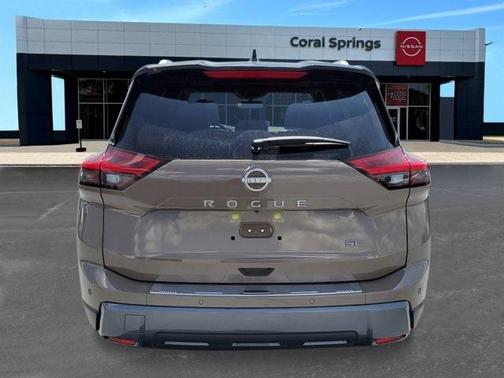 2025 Nissan Rogue SL