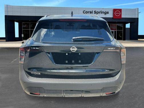 Super Black 2026 Nissan Kicks SV