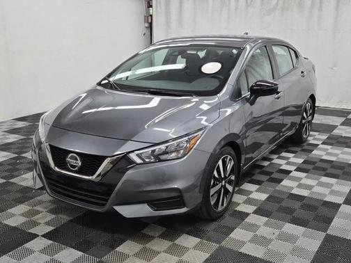 2022 Nissan Versa 1.6 SR