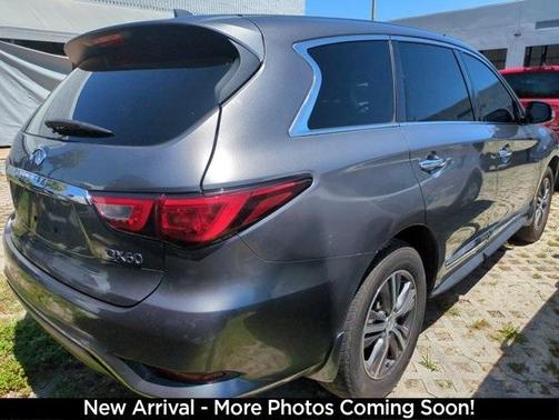 2017 INFINITI QX60 Base