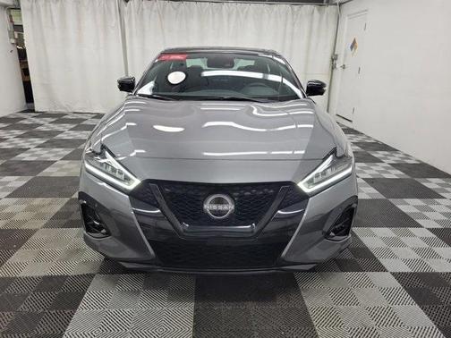 2023 Nissan Maxima SR