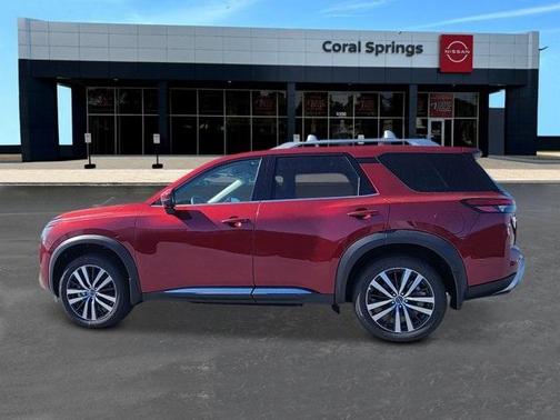 2025 Nissan Pathfinder Platinum