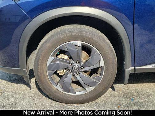 Deep Ocean Blue 2025 Nissan Rogue SV