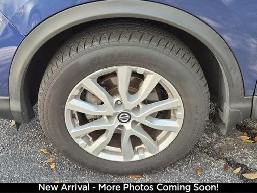 2022 Nissan Rogue Sport SV