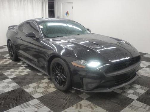 2022 Ford Mustang EcoBoost