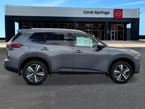 2025 Nissan Rogue SL
