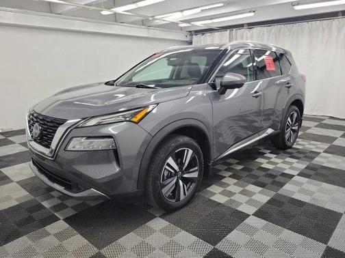 2022 Nissan Rogue SL