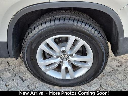 2015 Volkswagen Tiguan Auto S