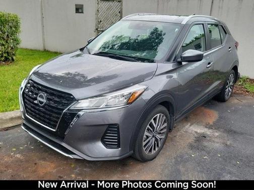2023 Nissan Kicks SV