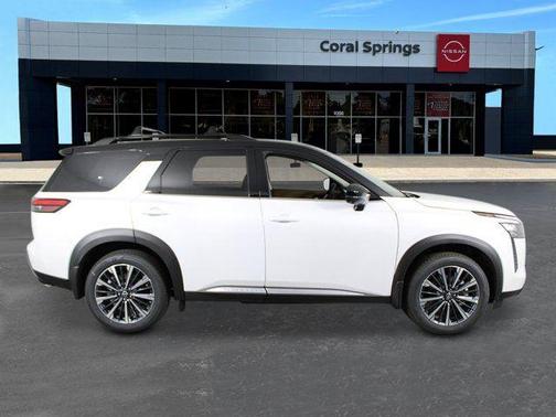 White / Black 2026 Nissan Pathfinder Platinum