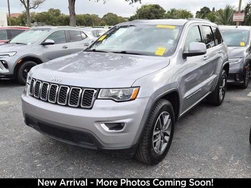 2018 Jeep Grand Cherokee Laredo E