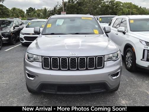 2018 Jeep Grand Cherokee Laredo E