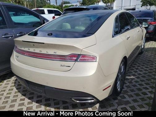 2016 Lincoln MKZ Base