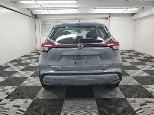 2021 Nissan Kicks SV