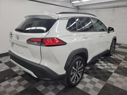 2022 Toyota Corolla Cross XLE