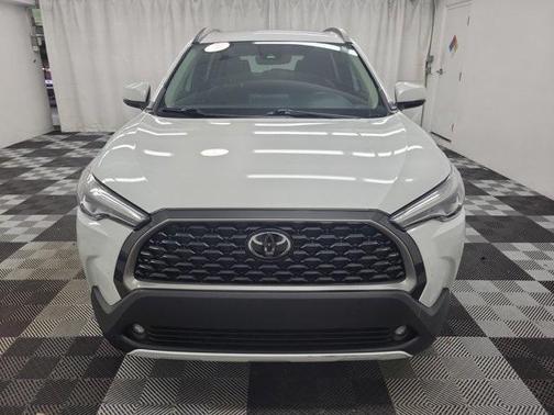 2022 Toyota Corolla Cross XLE