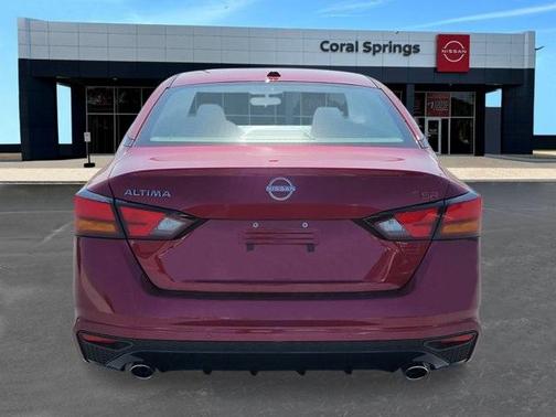 2025 Nissan Altima SR