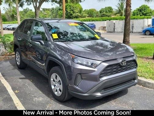 2022 Toyota RAV4 LE