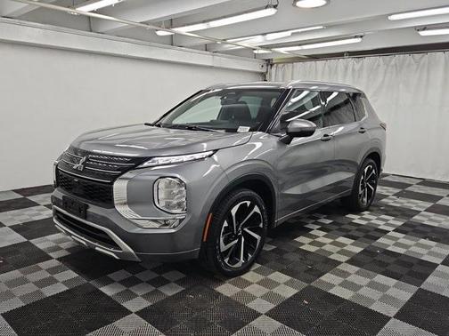 2022 Mitsubishi Outlander SEL
