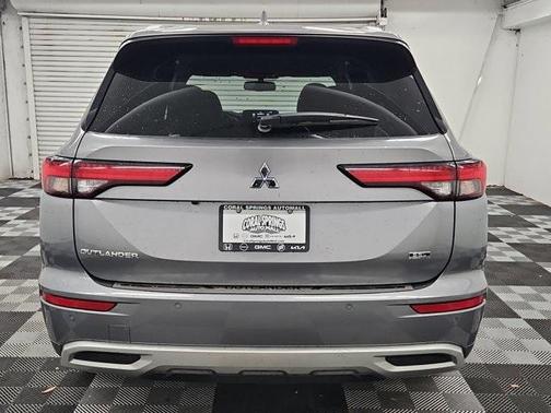 2022 Mitsubishi Outlander SEL